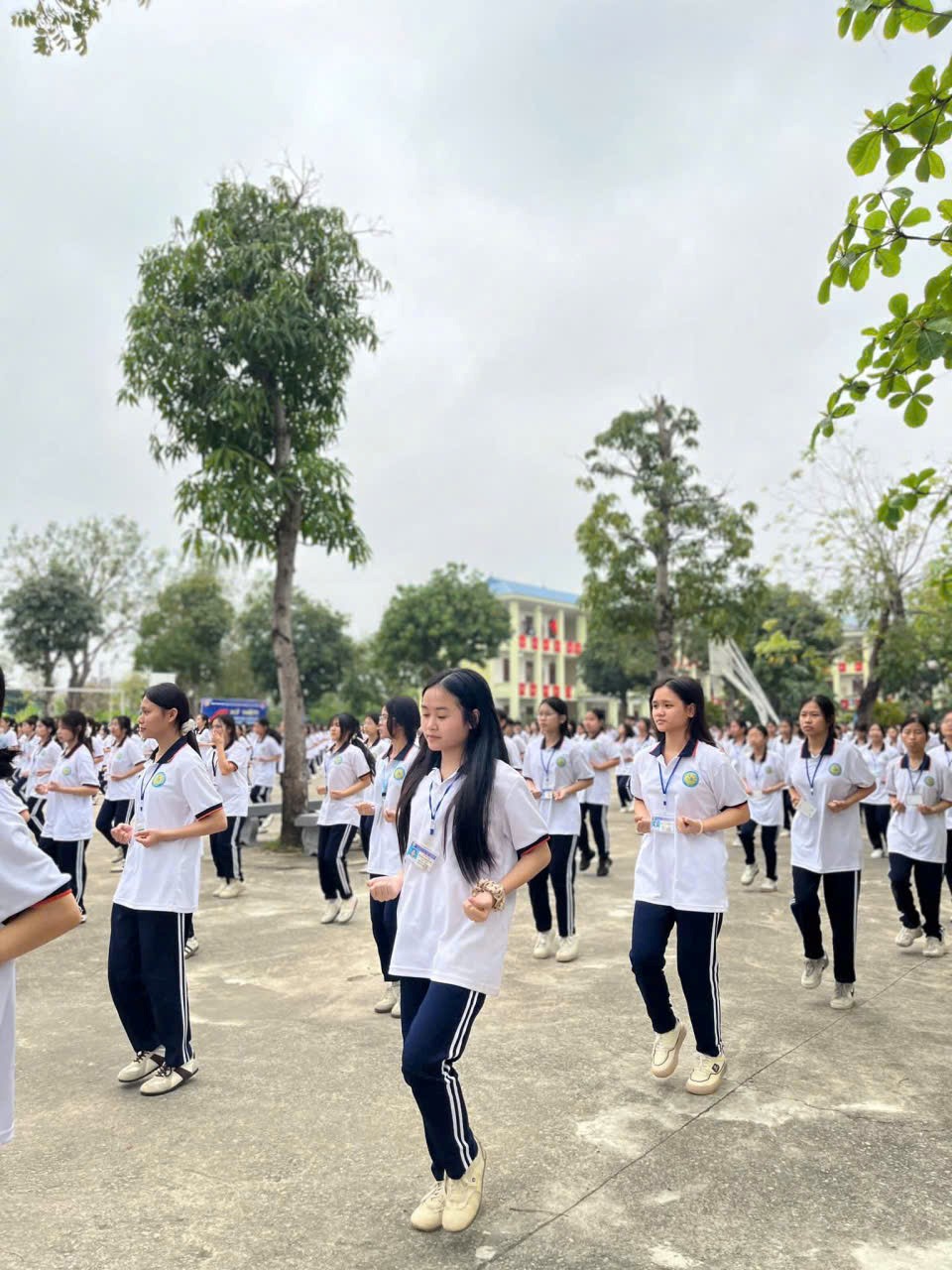 Tuổi trẻ khỏe đẹp THPT Gia Viễn A