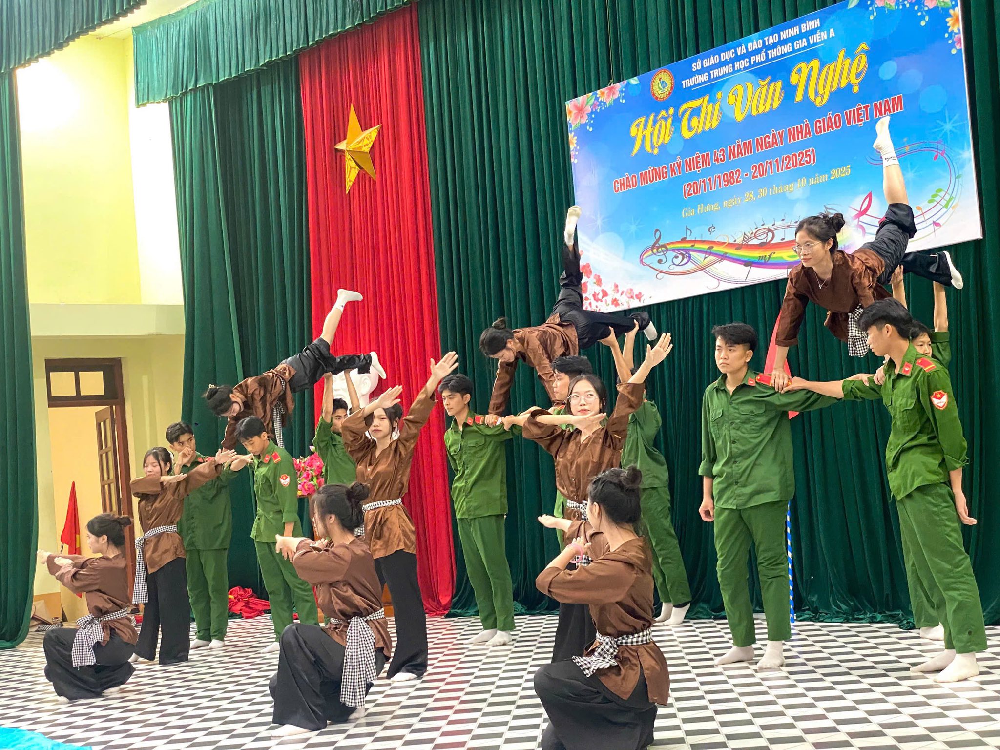 Tiết mục văn nghệ 7