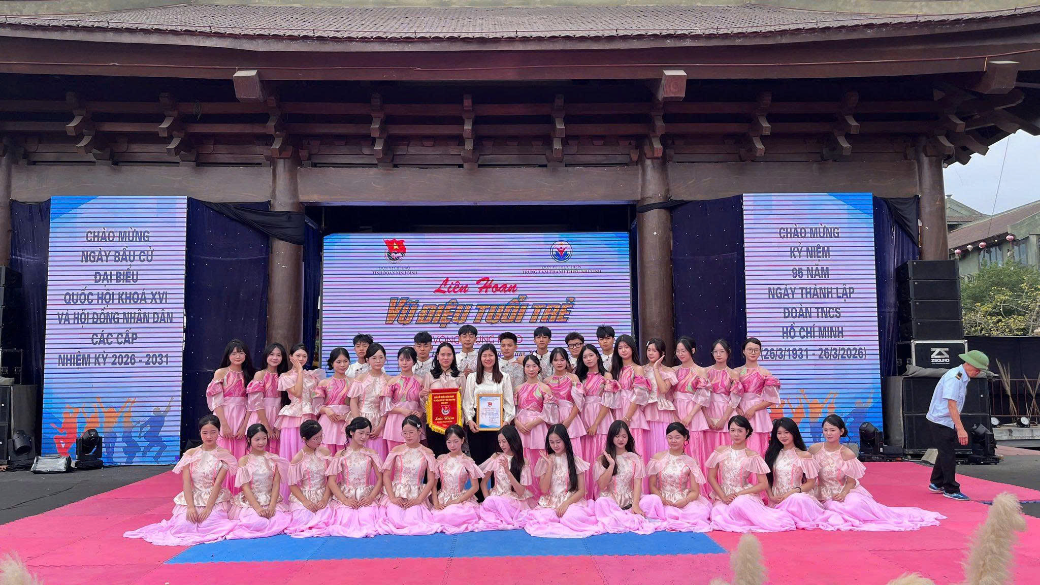 Đội tuyển THPT Gia Viễn A