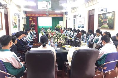 GẶP MẶT ĐỘI TUYỂN HSG CÁC MÔN VĂN HOÁ LỚP 12 DỰ THI HSG CẤP TỈNH NĂM HỌC 2020-2021